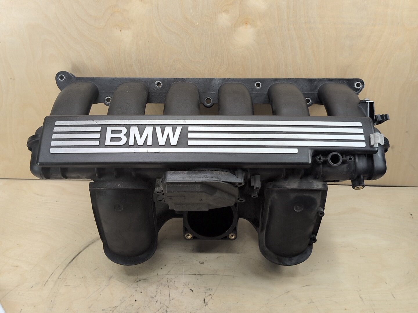 OEM BMW E70 E82 E88 E90 E92 E93 Engine N51 N52 Intake Manifold w/ Throttle Body