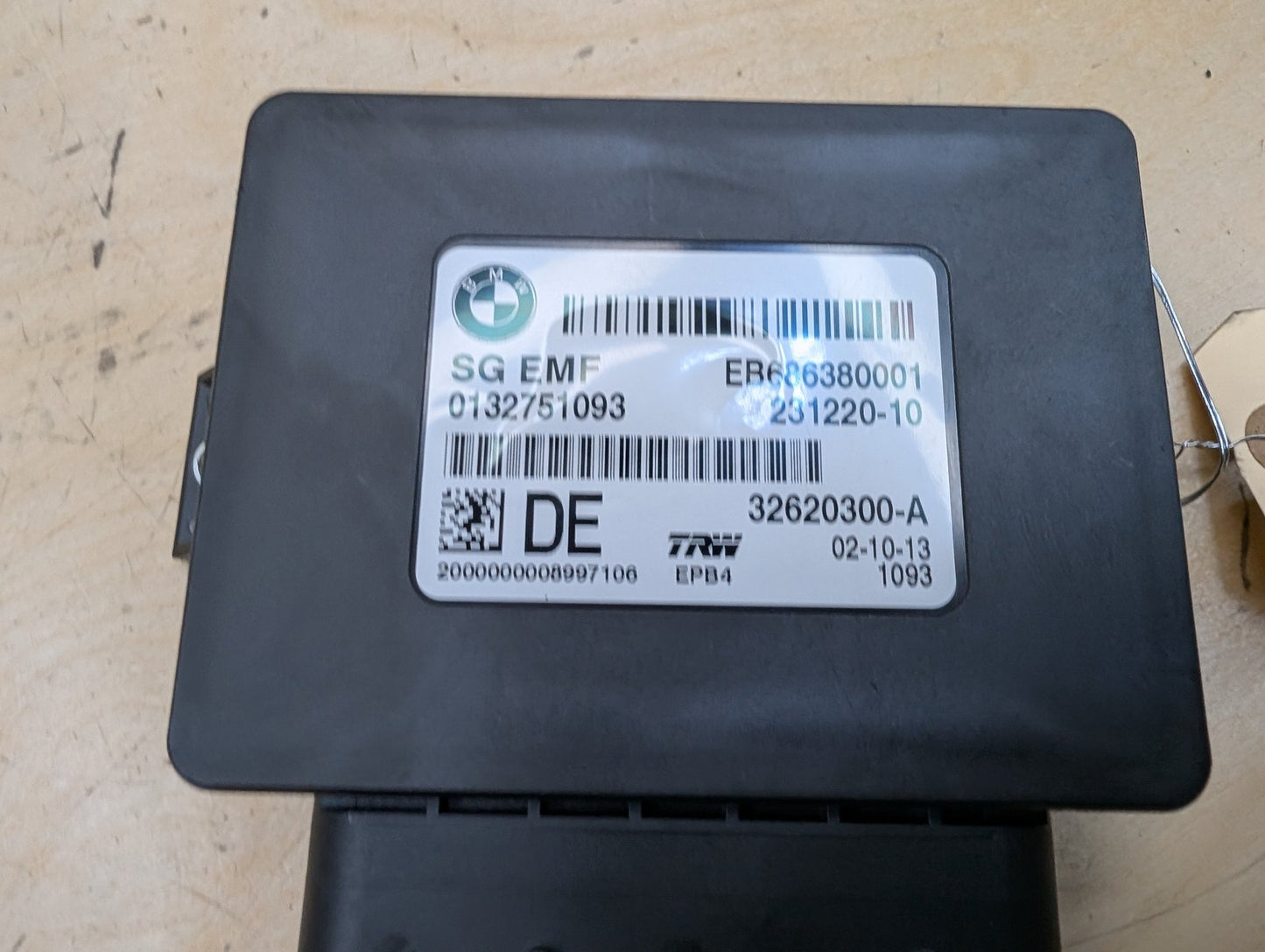 2011-2016 BMW X3 F25 Electric Emergency Parking Brake Module 6863800