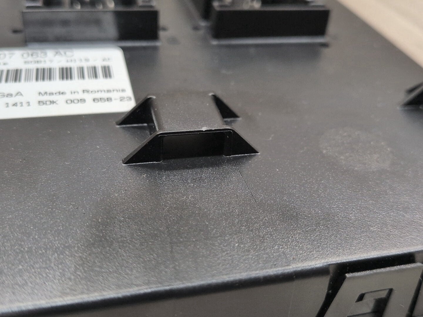 2015-2018 Audi Q3 8U BCM Body Control Module 8X0907063AC