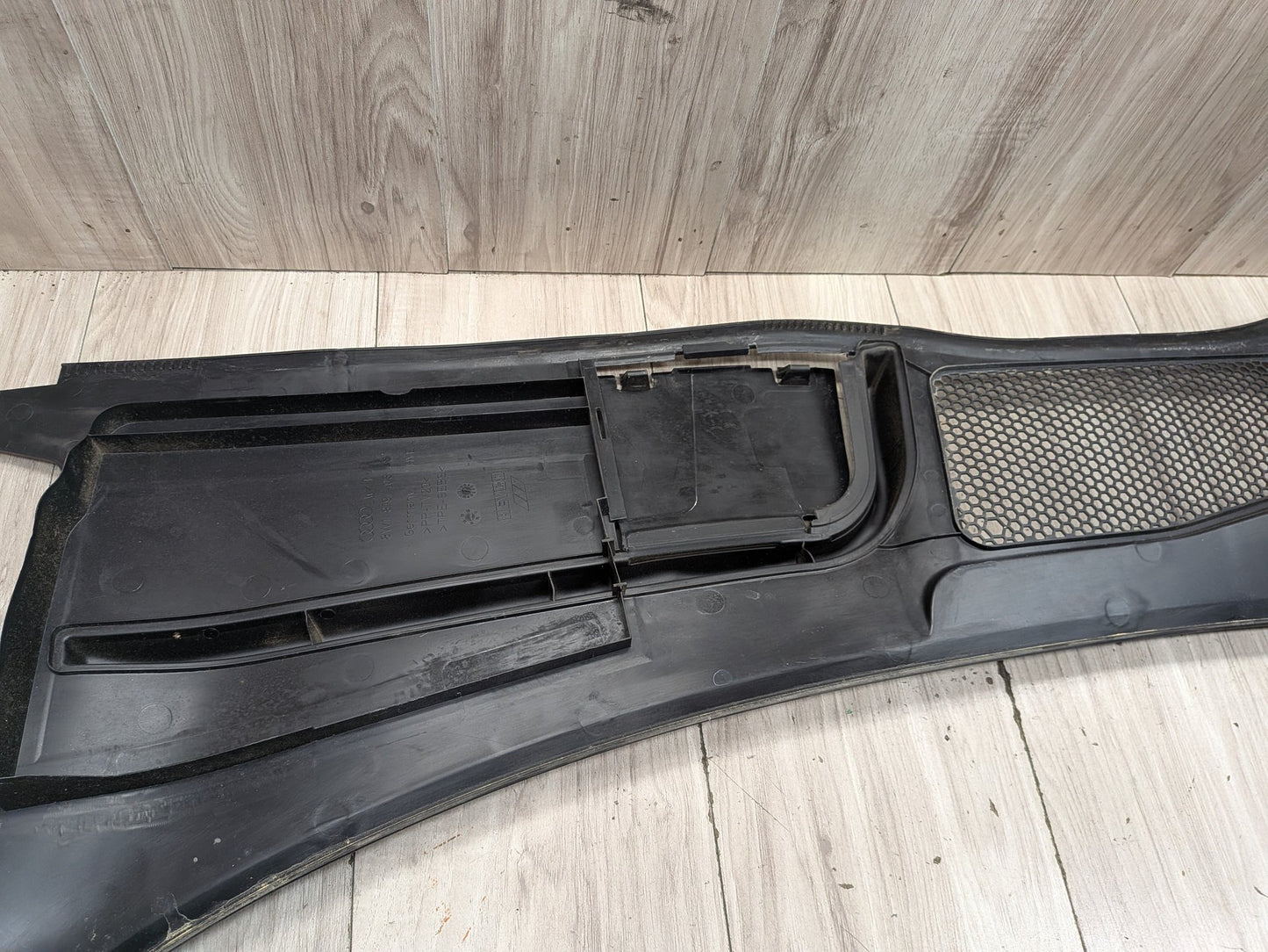 17-25 OEM Audi A4 A5 S4 S5 Front Windshield Cowl Cover Vent Grille 8W1819403