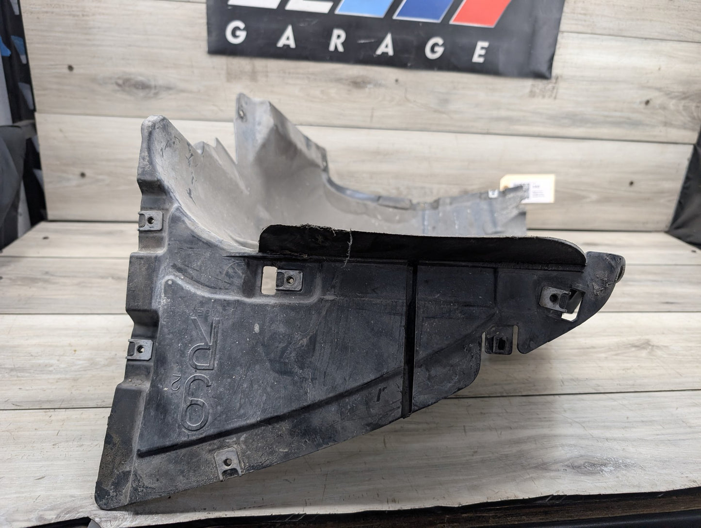 07-13 OEM BMW E92 E93 328 335 Front Passenger Fender Liner Wheel Splash Shield