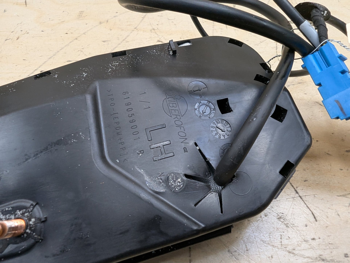 OEM BMW F22 F30 F32 F34 F36 F80 F82 M2 M3 M4 Front Left Driver Seat Airbag SRS