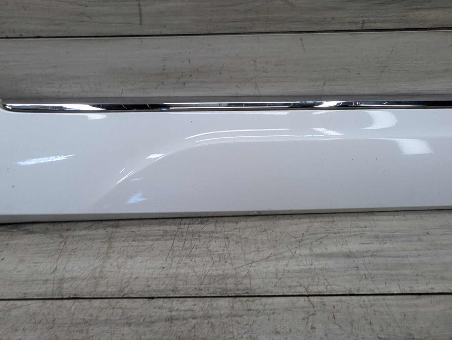 2009 - 2017 Audi Q5 8R Rear Left Driver Exterior Door Trim Molding 8R0853970L EA888