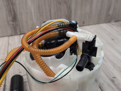 19-25 OEM BMW G05 G06 G07 X5 X6 X7 Rear Gas Tank Fuel Pump Sending Unit B58