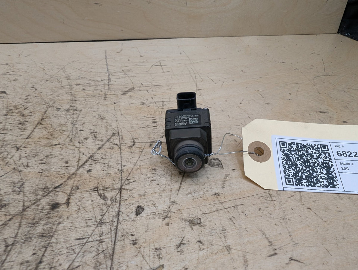 2016-2019 BMW 740Li G12 Surround View Camera 6820884 OEM