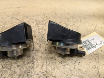 2007-2013 BMW 328i E92 Alarm Horns SET 7159421 OEM