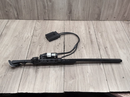 2014-2020 BMW 435i F32 Right Passenger Rear Seat Belt Retractor Extender Arm 9273584