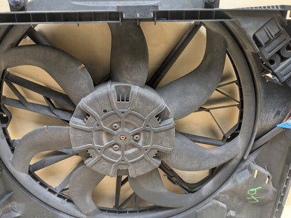 2007-2013 BMW 328i E93 Radiator Fan Shroud Housing w/ Motor 7561713