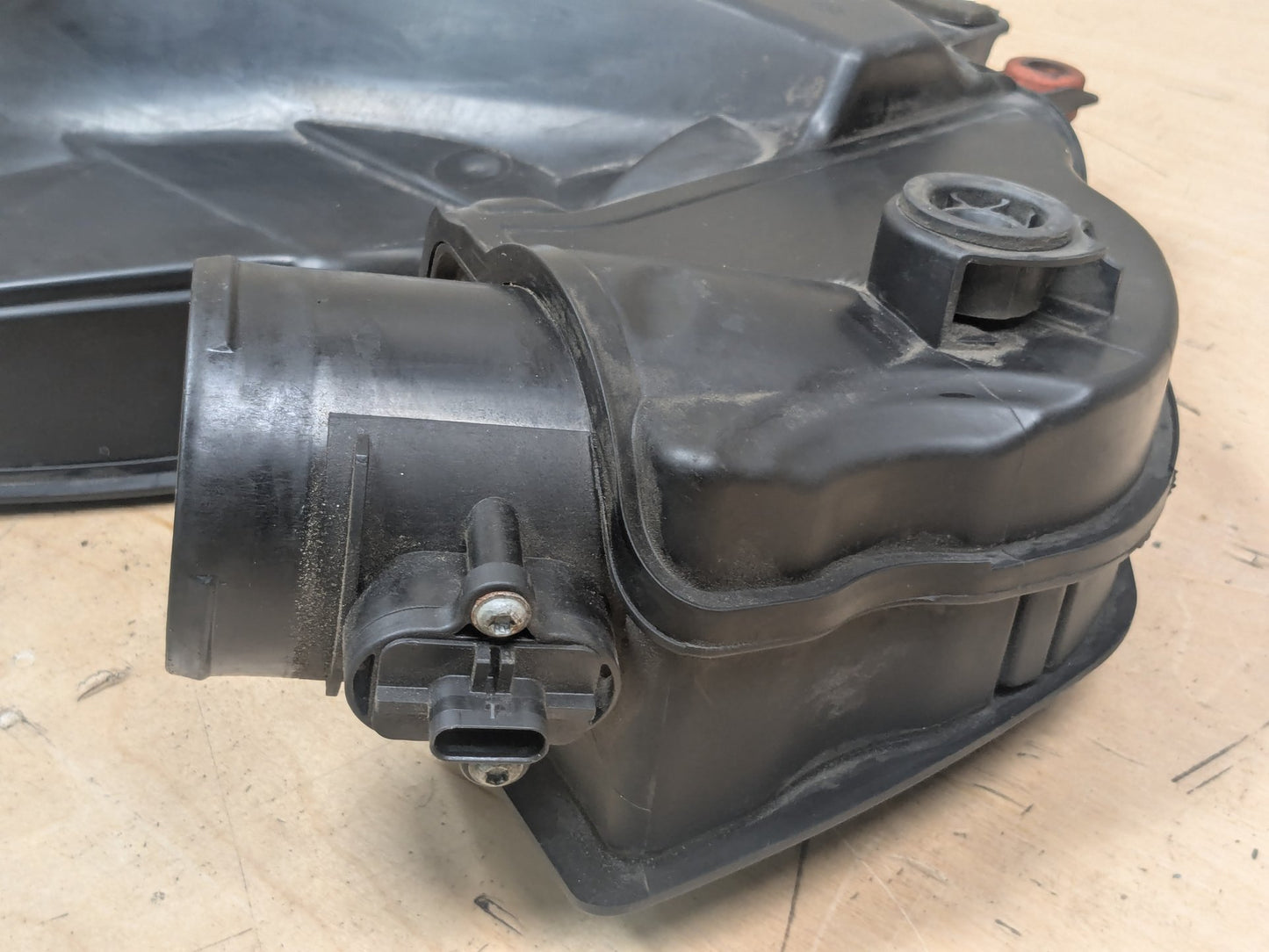 14-19 OEM BMW X5M F85 X6M F86 Engine S63R Intake Filter Assembly Air Box