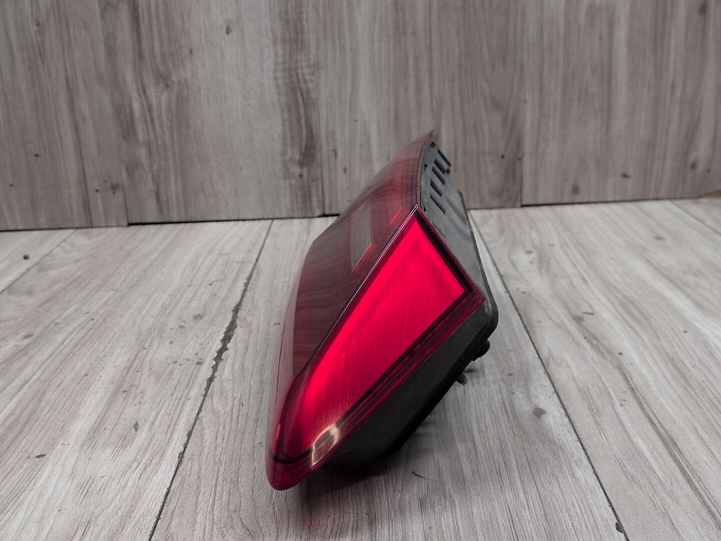 17-20 OEM BMW F90 G30 530 540 M550 M5 Rear Left Driver Inner Trunk Tail Light