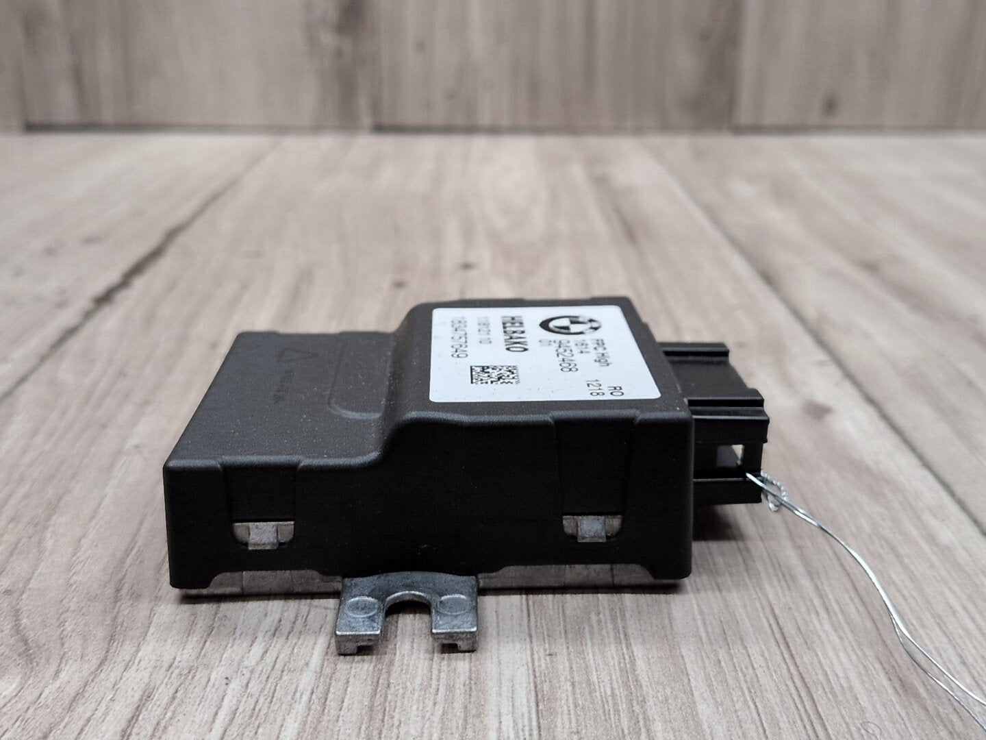 17-24 OEM BMW G01 G05 G12 G20 G22 G42 G30 G80 G82 Fuel Pump Control Module Unit