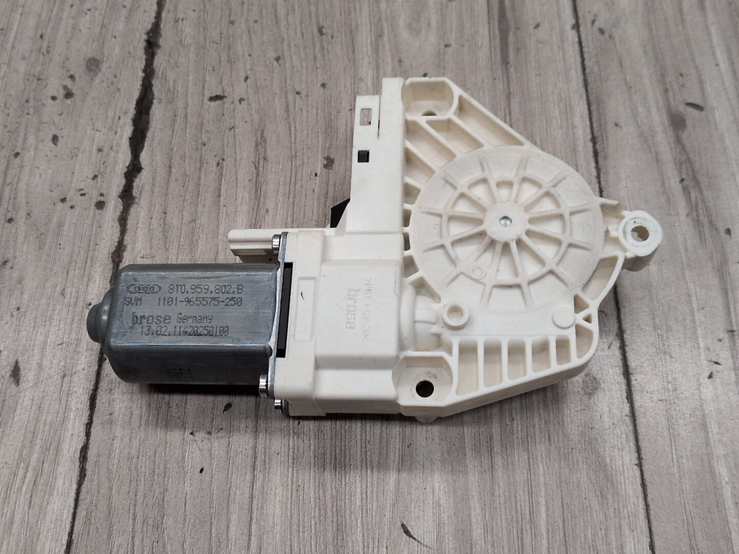 2008-2017 Audi S5 8T Front Right Passenger Door Window Glass Regulator Motor 810959802b