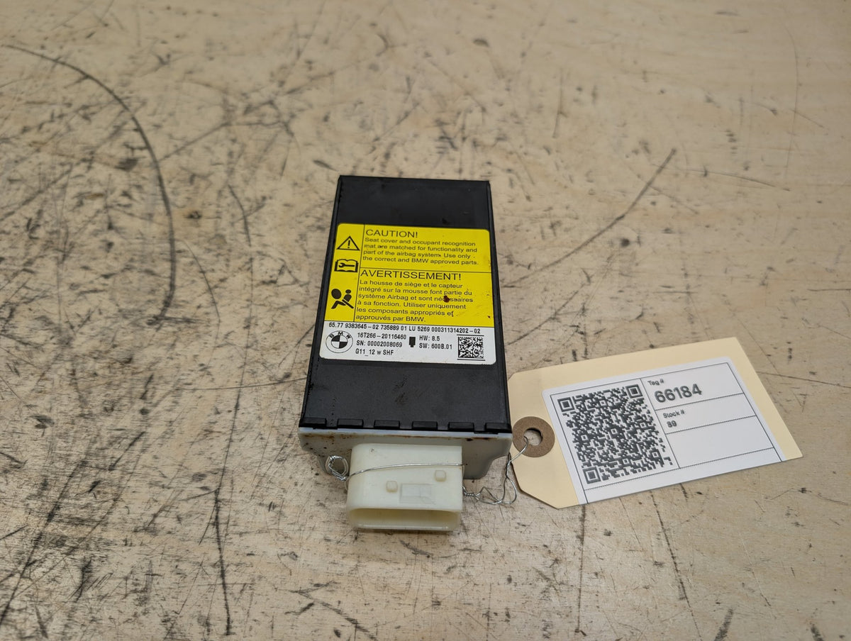 2016-2019 BMW 740i G12 Front Right Passenger Seat Module 9383645 OEM