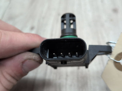 2013 - 2019 BMW 750i F01 Manifold Absolute Pressure (MAP) Sensor 7599042 N63B44O1