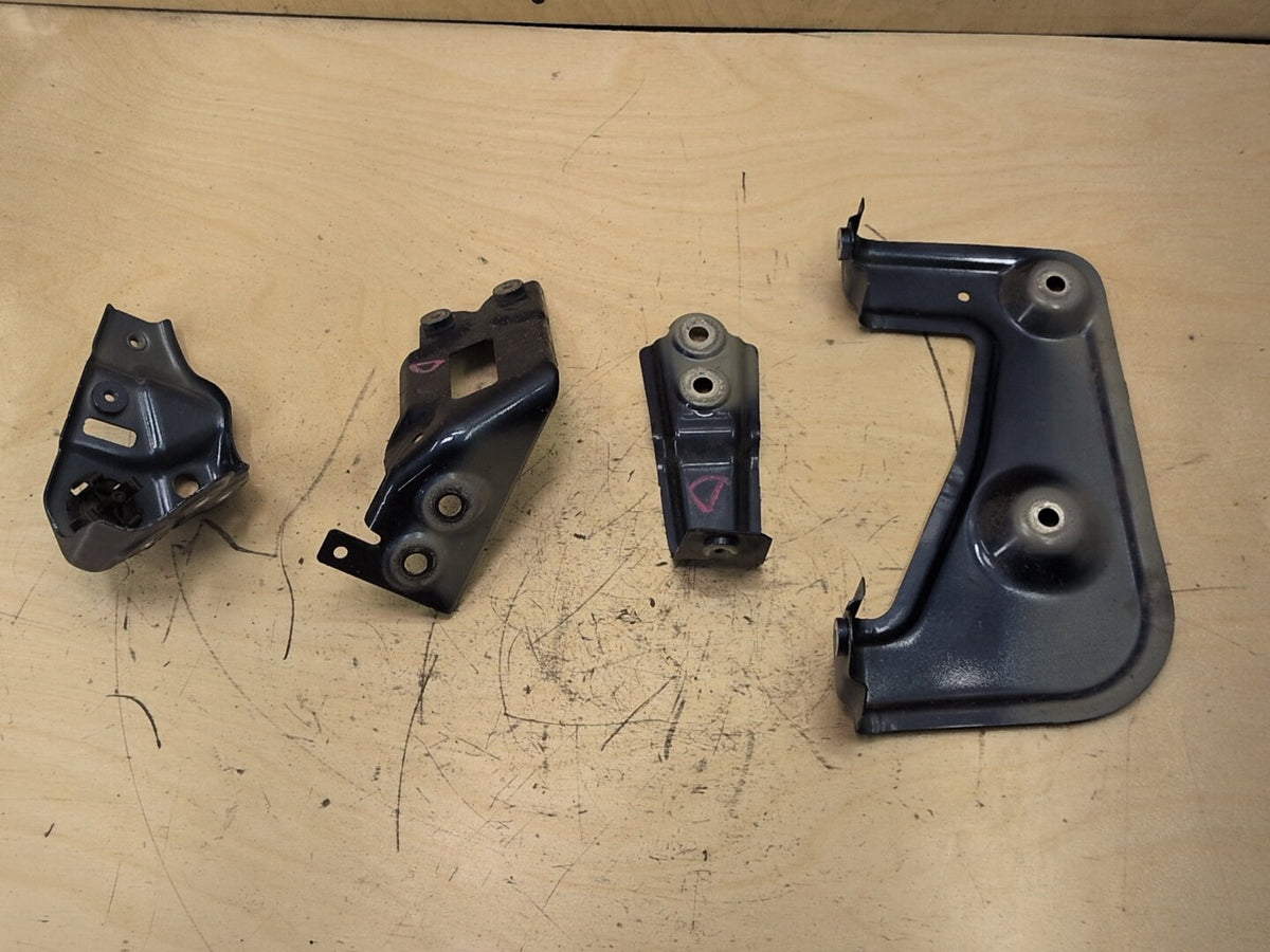 2019-2026 BMW X5 G05 Front Left Driver Fender Brackets SET 7418217 OEM