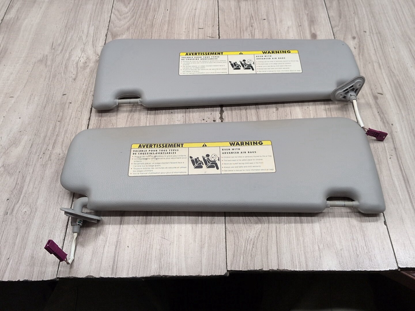 2011 BMW 328i E90 Front Left Right Sun Visor SET 7252053