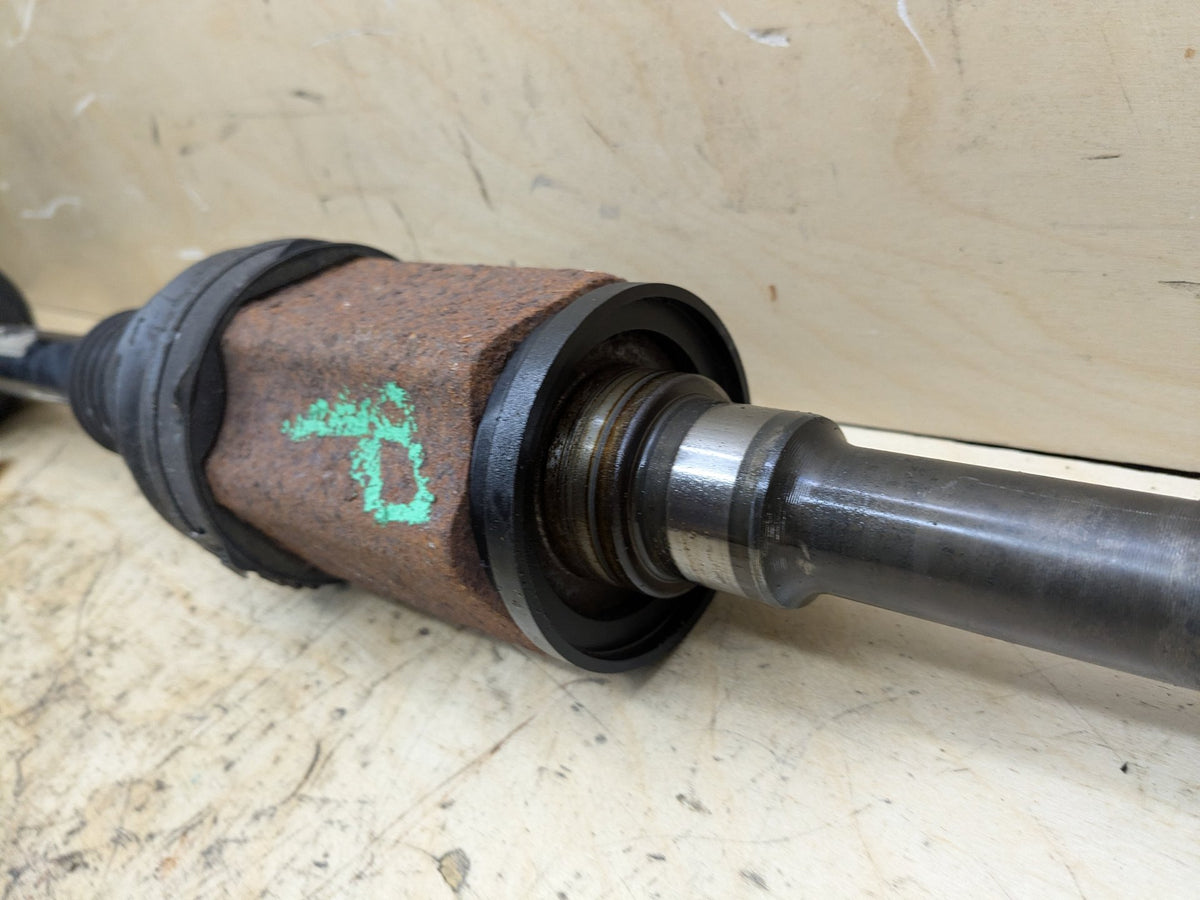 2016-2019 BMW 750i G12 Front Right Half Shaft CV Axle 8639522 OEM