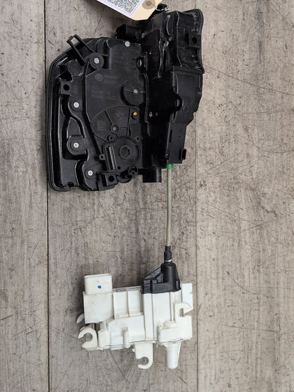 16-22 OEM BMW G11 G12 FRONT LEFT DRIVER Side Door Lock Latch Actuator SOFT CLOSE