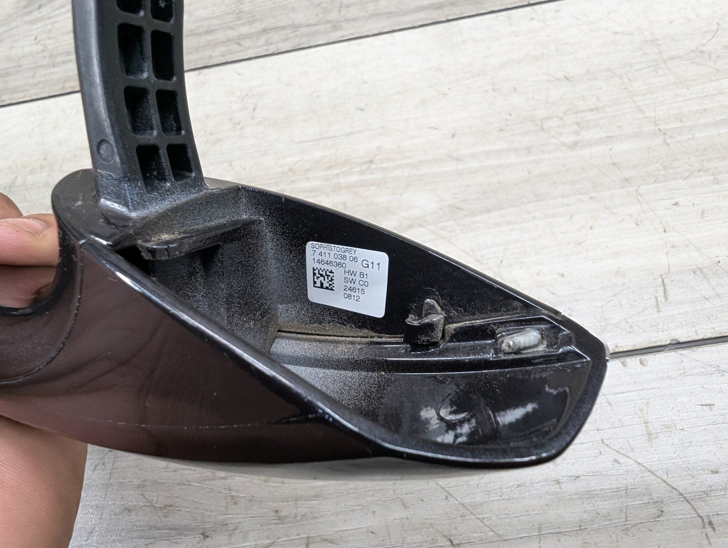 2016-2022 BMW 750Li G12 Front or Rear Right Passenger Exterior Door Handle w/ Comfort Access 7411038