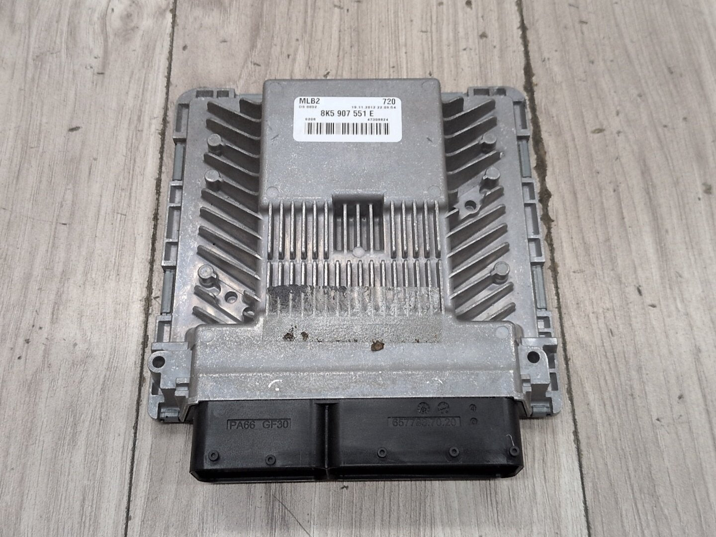2008 - 2017 Audi S5 8T Engine Motor ECU DME Computer Module 8K5907551E