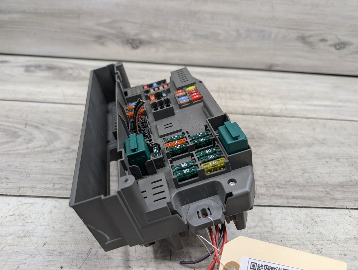 2007 - 2013 BMW X5 E70 Front Power Distribution Fuse Box 9145115 N62B48B