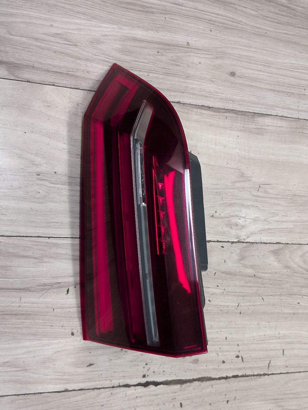 14-18 OEM BMW F15 F85 X5 X5M Rear Left Driver Side Trunk Inner Stop Tail Light