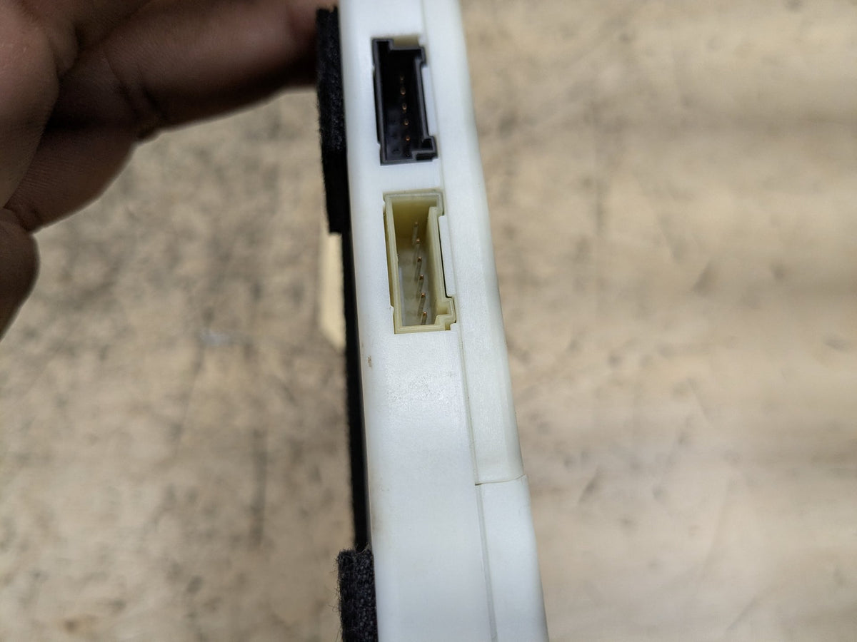 2018-2023 BMW M550i G30 Antenna Telematics Control Module 9843936 OEM