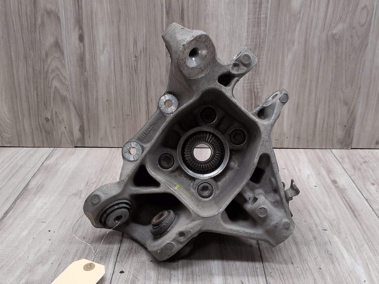 OEM BMW G05 G06 G07 X5 X6 X7 Rear Right Passenger Hub Spindle Knuckle Bearing