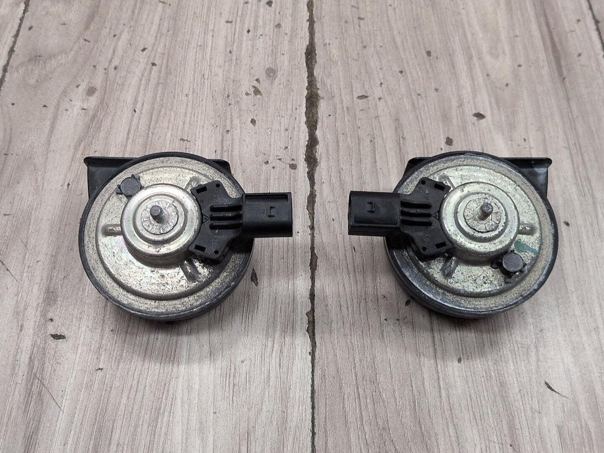 2019-2026 BMW M340i G20 Alarm Horns SET 7492206 OEM