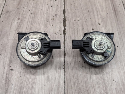 2019-2026 BMW M340i G20 Alarm Horns SET 7492206 OEM