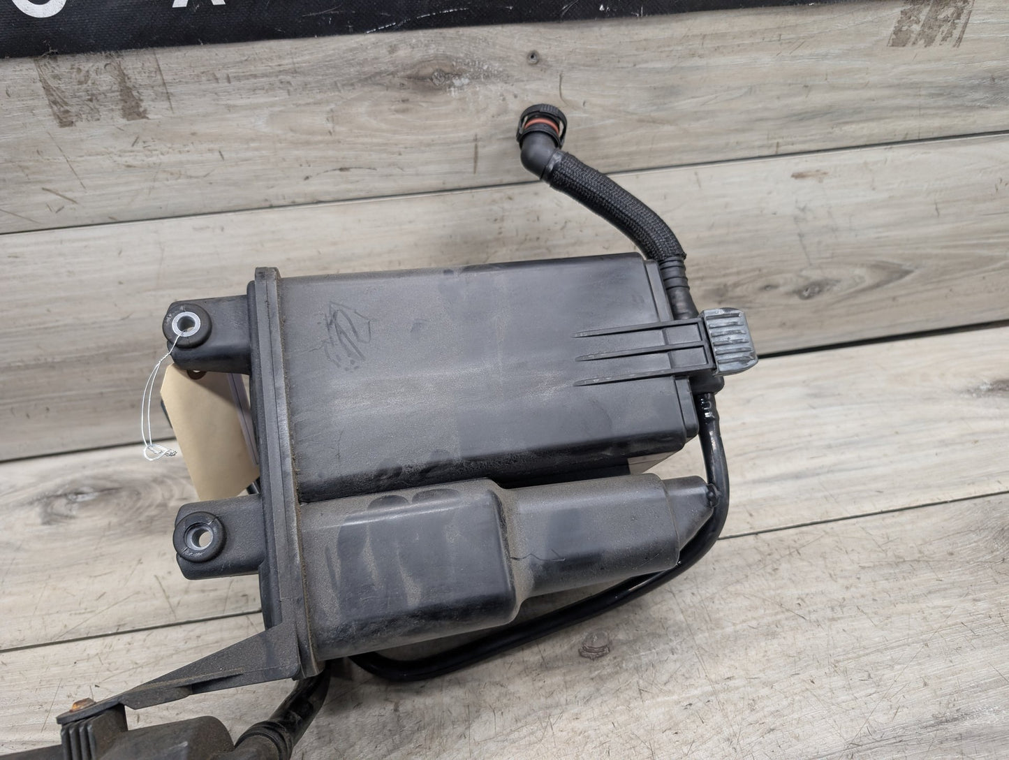 2007-2013 BMW X5 E70 Fuel Vapor Charcoal Canister 7164407