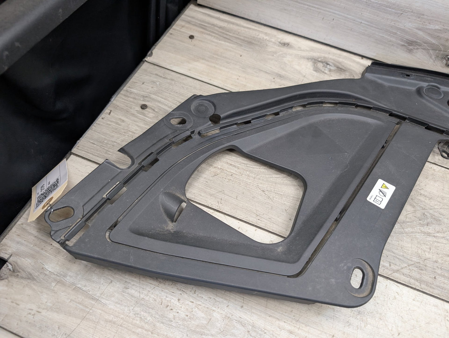 2013 BMW 528i F10 Right Passenger Side Cowl Cover 6987605 N20B20O0