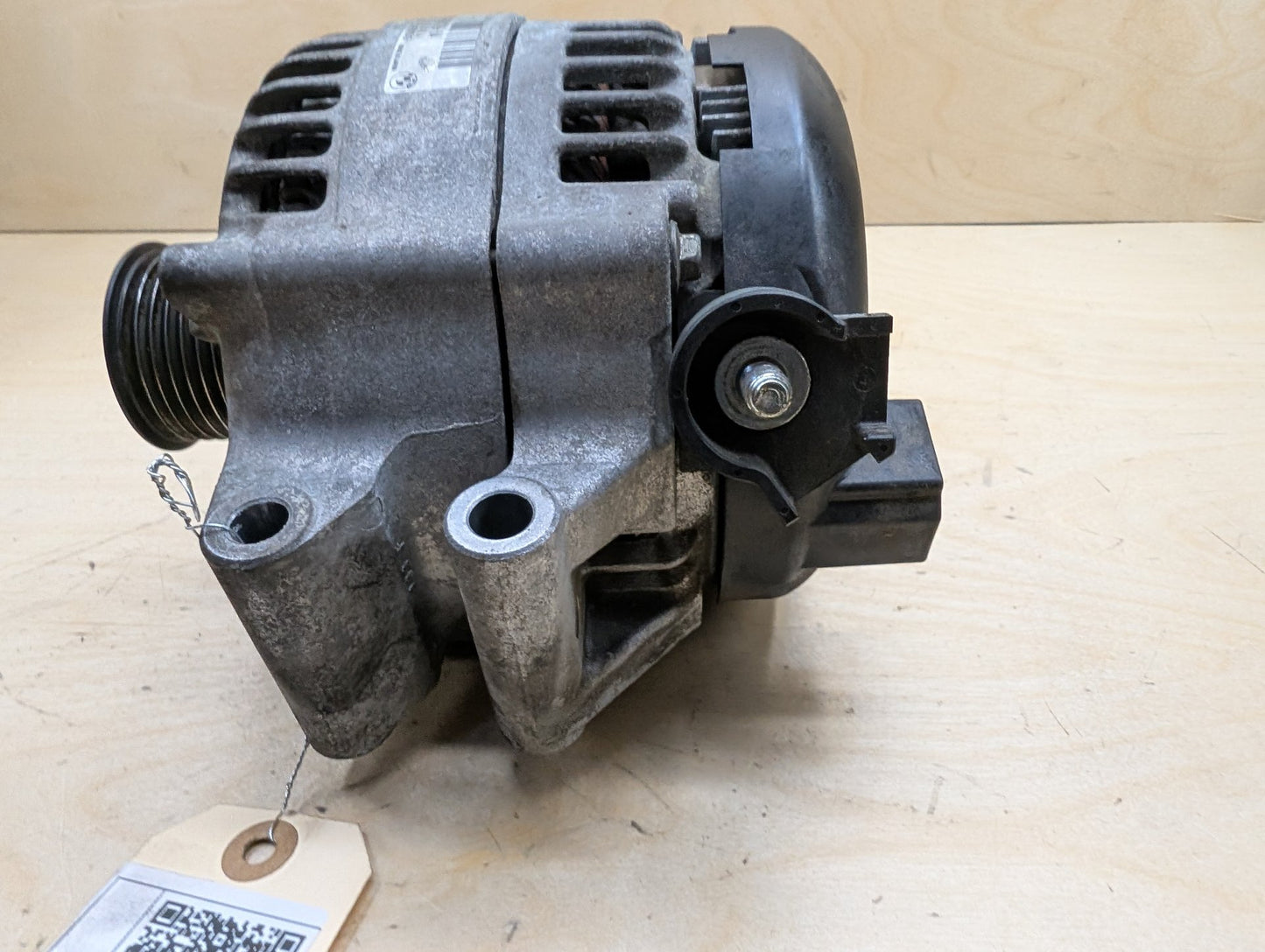 OEM BMW F10 F13 F15 F22 F25 F30 F32 F33 F36 Engine N55 Alternator Generator 215A
