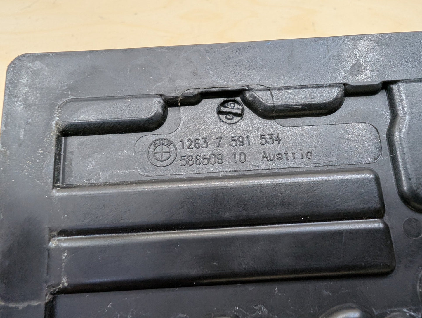 OEM BMW F10 F15 F22 F23 F30 F32 F33 F36 Integrated Power Supply Control Module