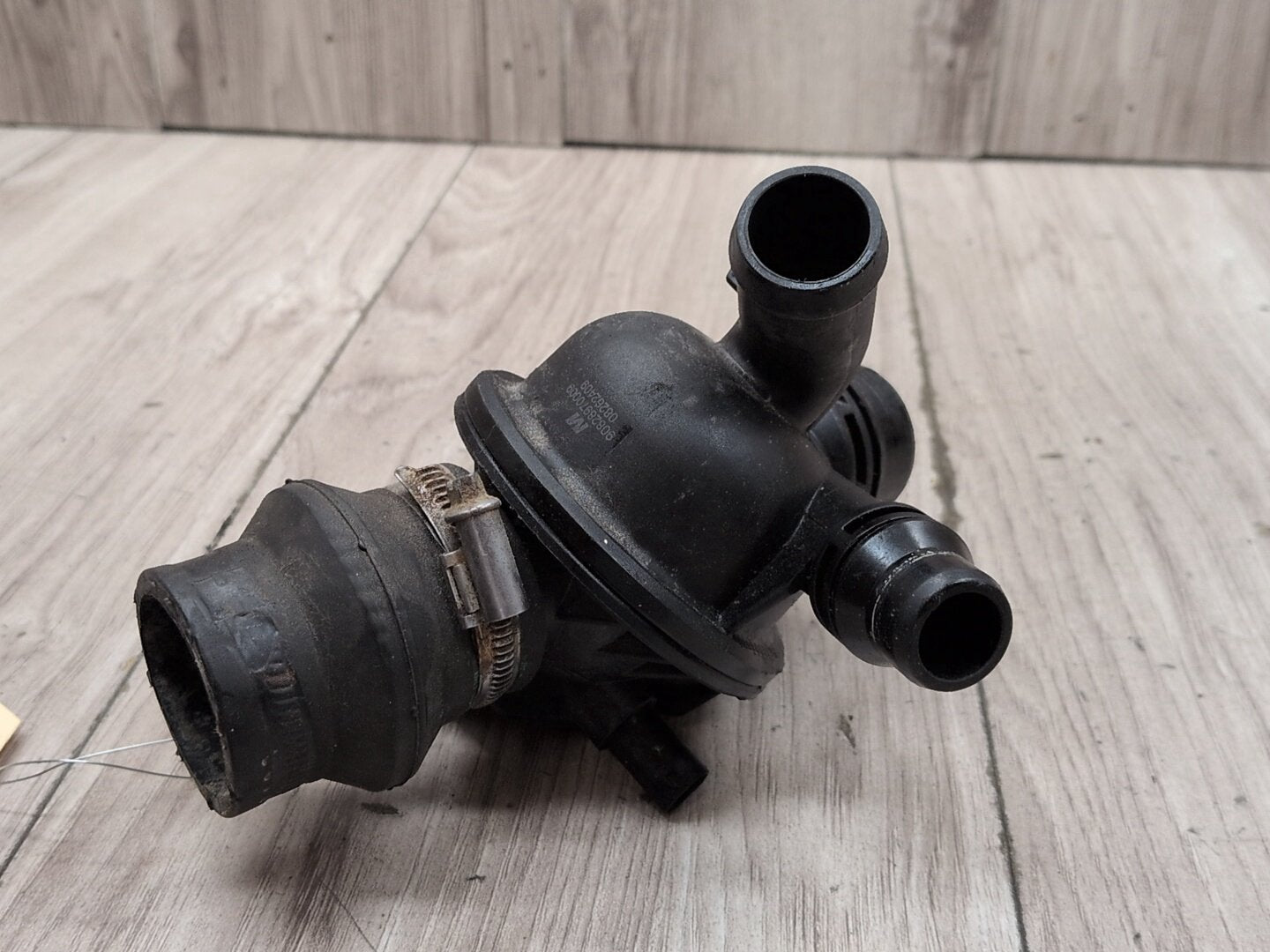 BMW F10 535i N55B30A Engine Motor Heat Coolant Thermostat 8671516