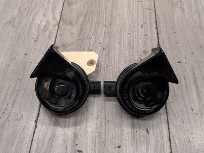 2018-2024 BMW X3 G01 Alarm Horns SET 7404429