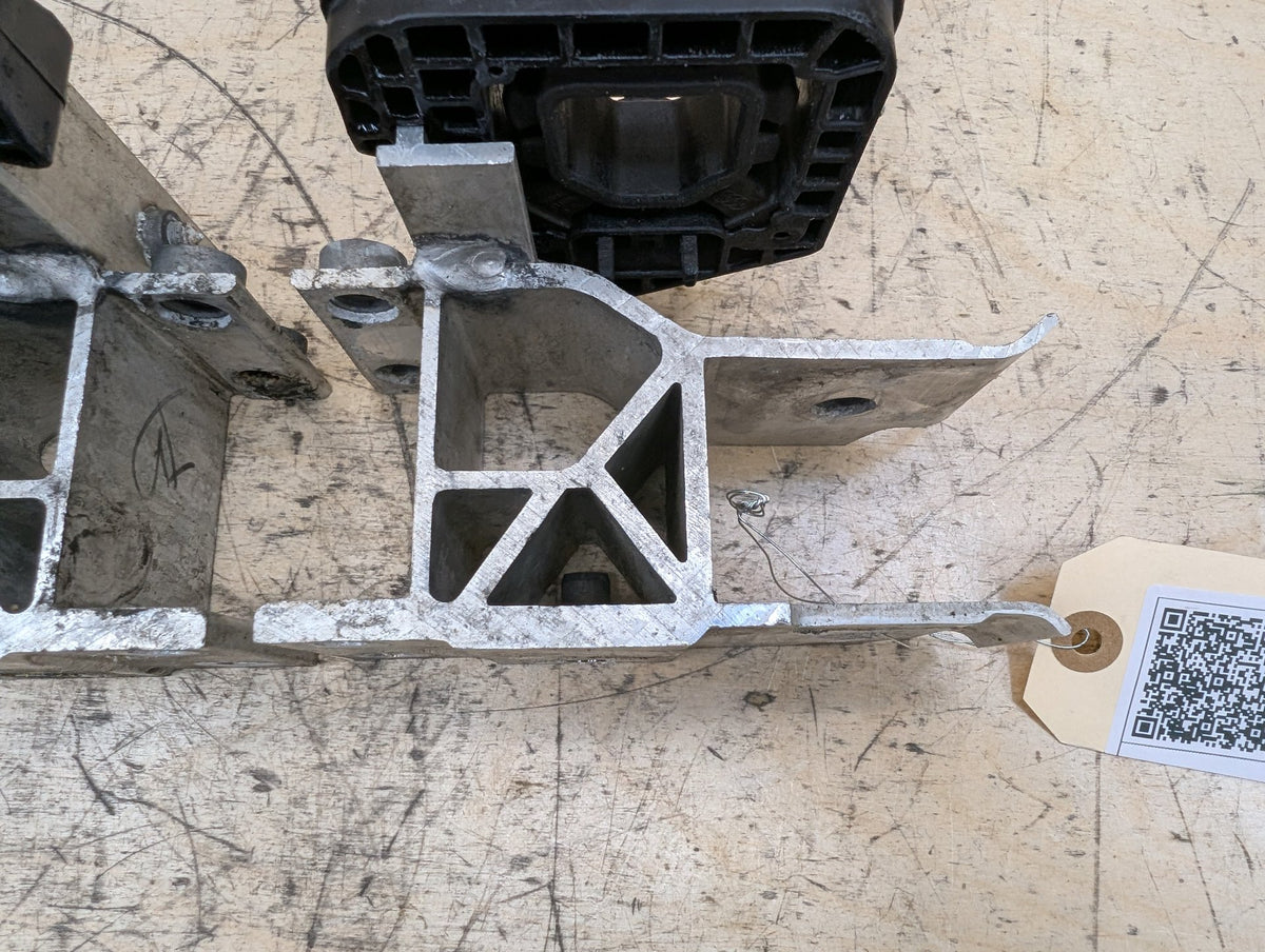 2019-2026 BMW X5 G05 Radiator Lower Mounting Brackets SET 8642753 OEM