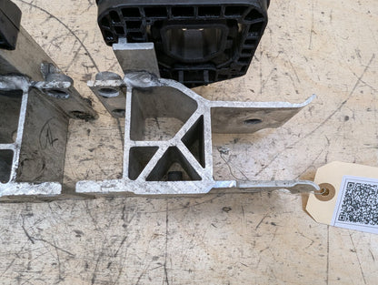 2019-2026 BMW X5 G05 Radiator Lower Mounting Brackets SET 8642753 OEM