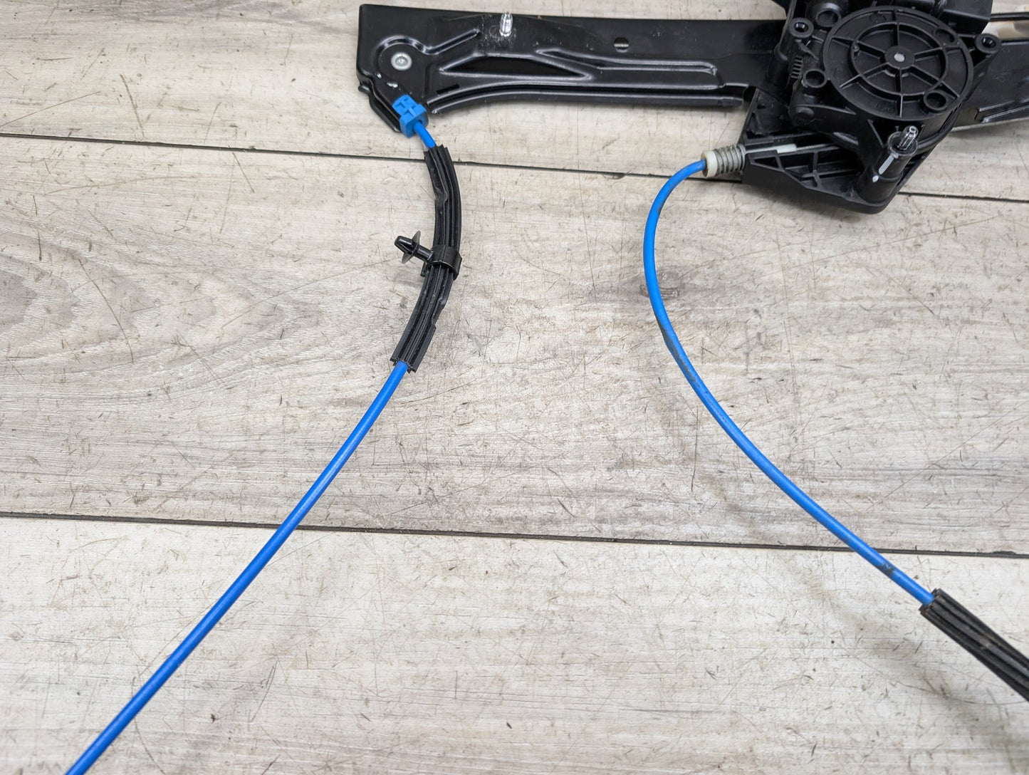 2012-2018 BMW 340i F30 Front Left Driver Door Window Glass Regulator w/ Motor 7259823