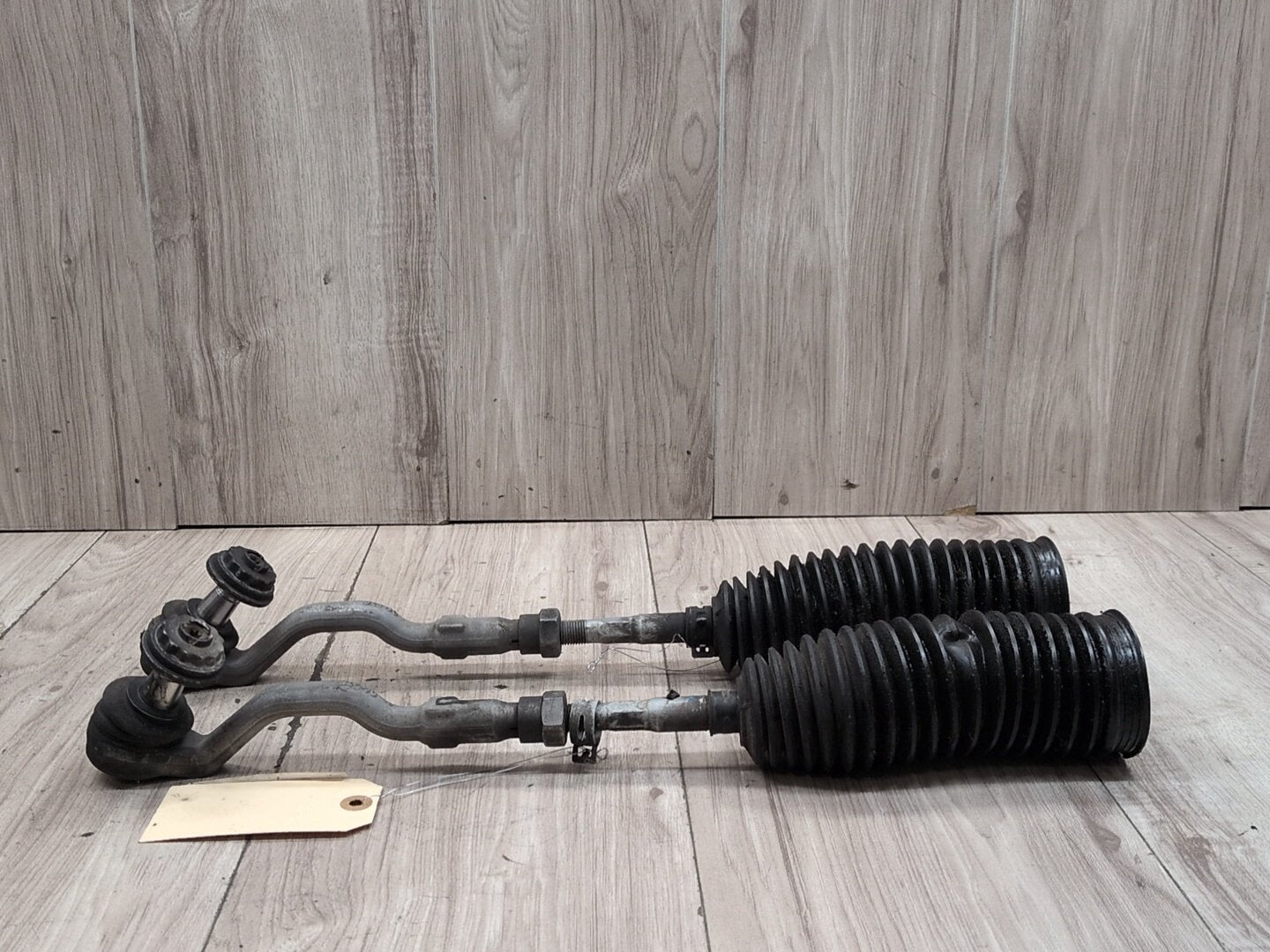 2007-2013 BMW X5 E70 Left Right Tie Rod W/ Boot SET 6793496
