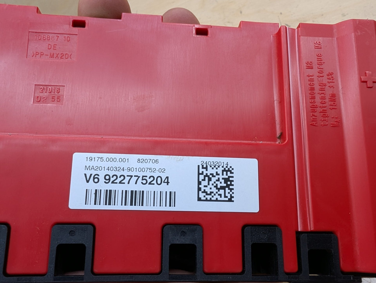 OEM BMW F22 F30 F32 F36 F80 F82 Positive Battery Distributor B+ Power Fuse Box