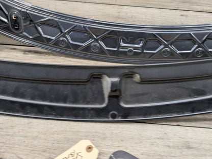 2014-2019 BMW 340 F34 Liftgate Trunk Lid Spoiler w/ Bracket SET 7310749