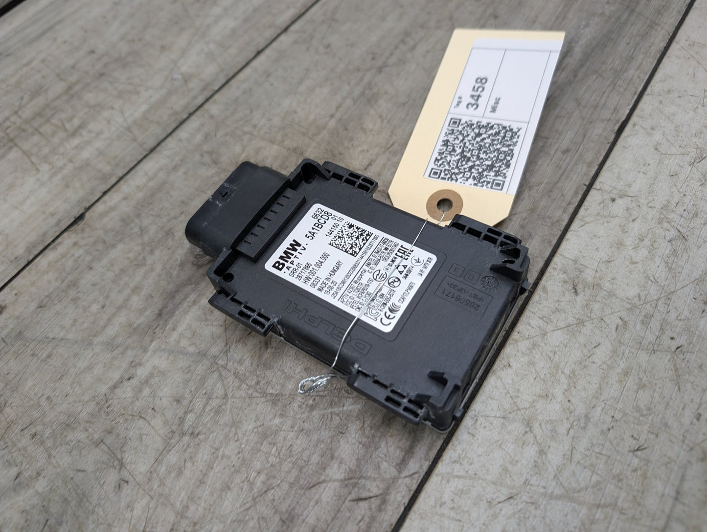 OEM BMW F90 G01 G05 G12 G20 G30 X3 X5 Blind Spot Lane Radar Sensor Module