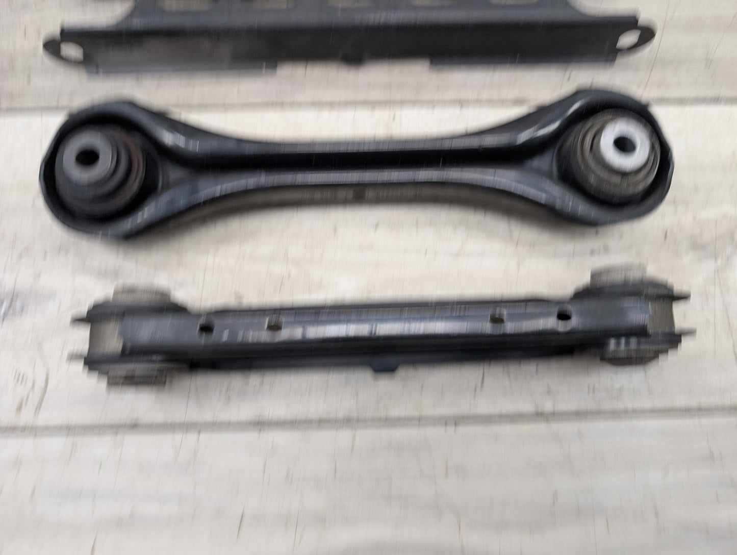 2007 - 2013 BMW 335i E93 Rear Left Driver Control Arms SET 6784293 N54B30O0