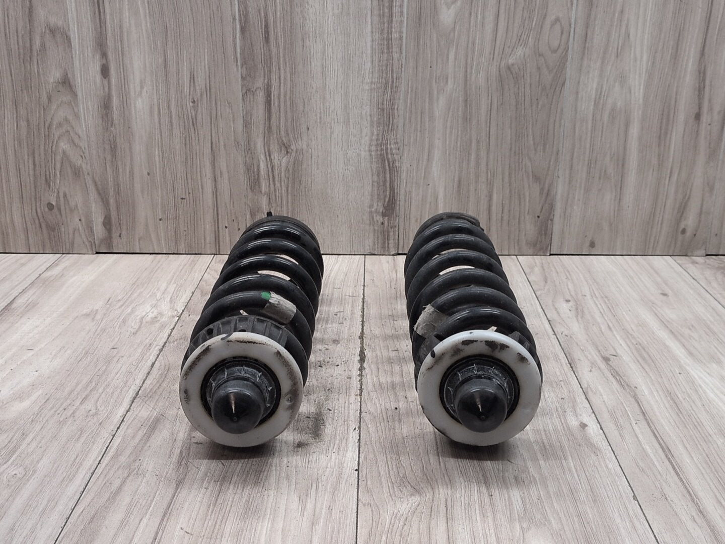 2019-2026 BMW M340i G20 Rear Left Right Strut Shock Coil Springs SET 6875395