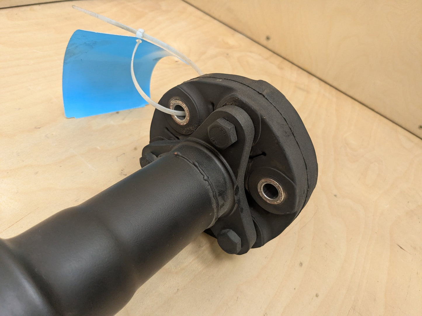 19-24 OEM BMW G20 G22 G23 G26 M340i M440i Rear Driveshaft Drive Shaft Propeller