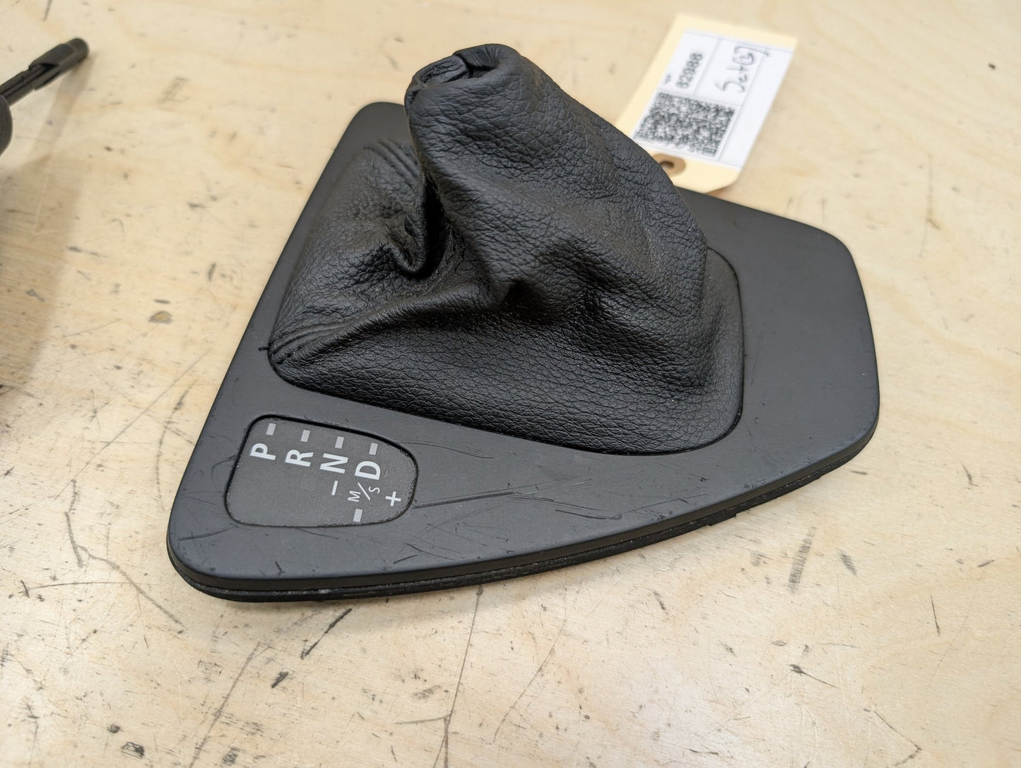 2006-2011 BMW 328i E90 Gear Selector Controller Shifter Knob Panel Assembly 7155643