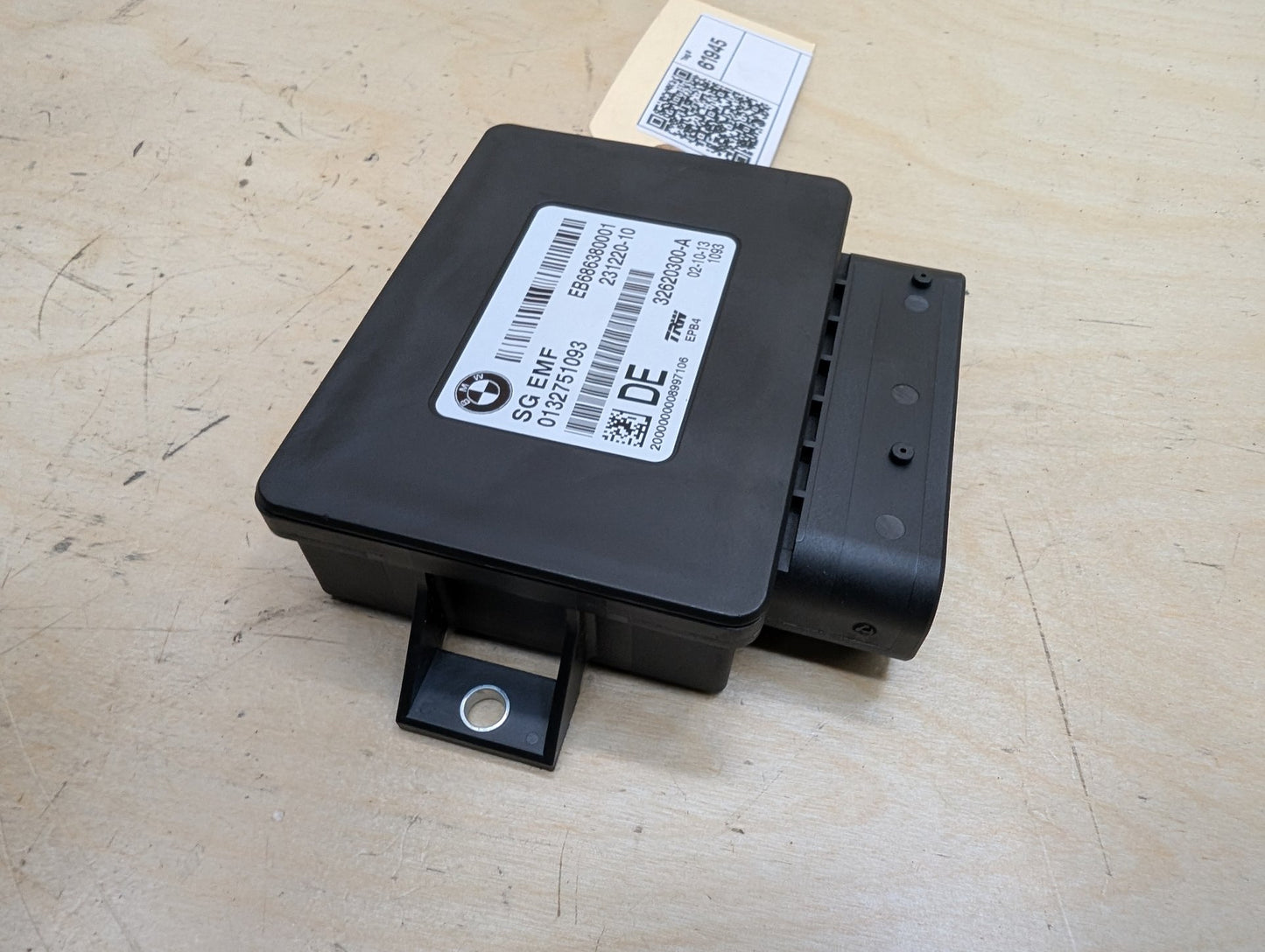 2011-2016 BMW X3 F25 Electric Emergency Parking Brake Module 6863800