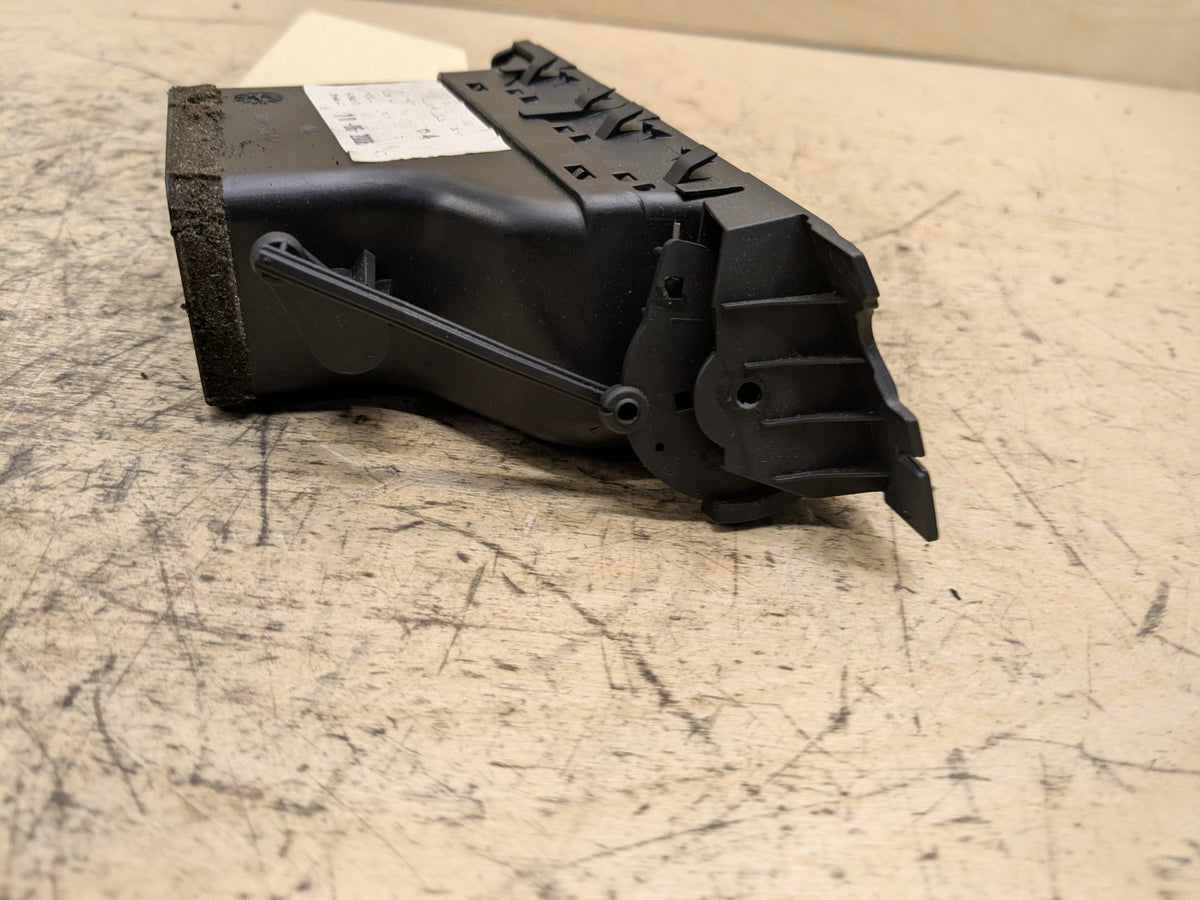06-13 OEM BMW E90 E92 E93 335 328 M3 Left Driver Side Dashboard Air Vent