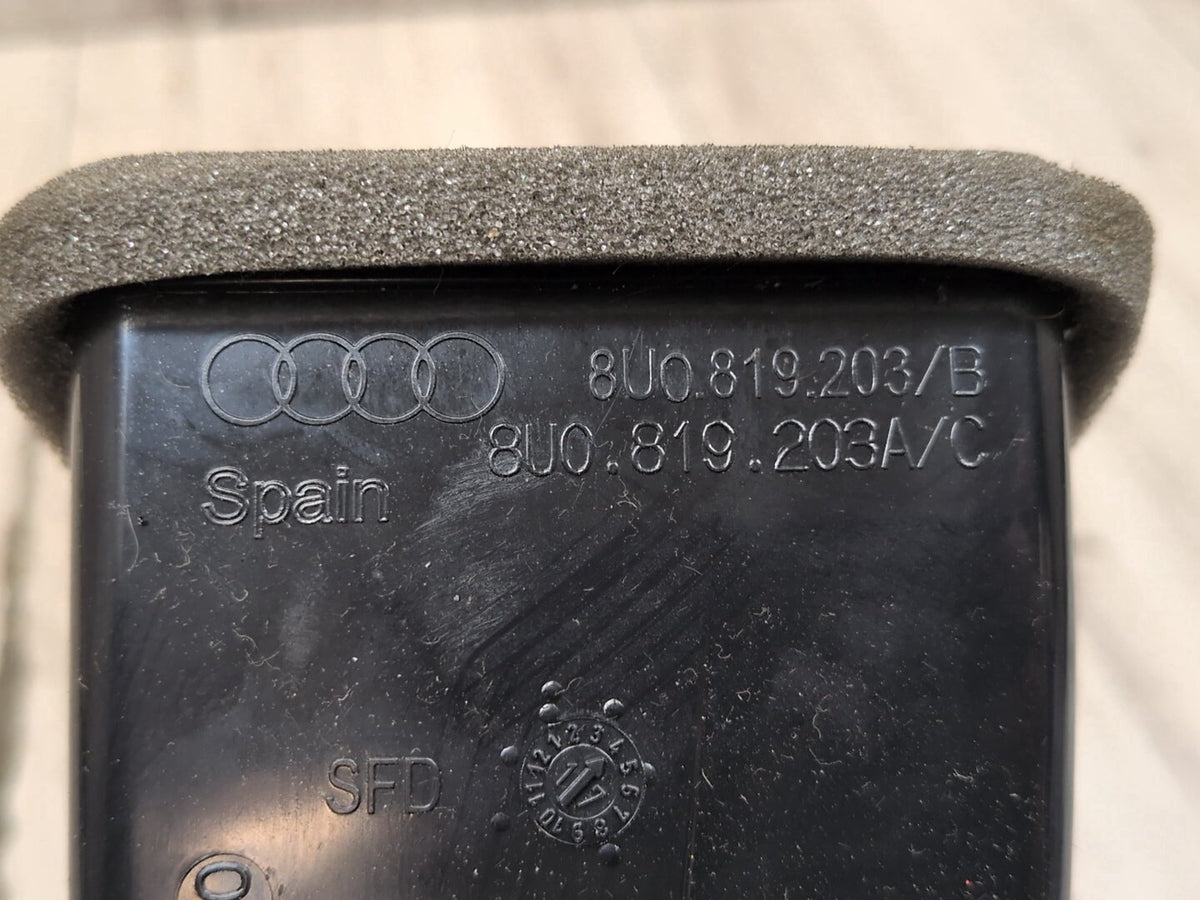 2015-2018 Audi Q3 8U Rear Center Console Air Vent Grille 8U0819203B OEM